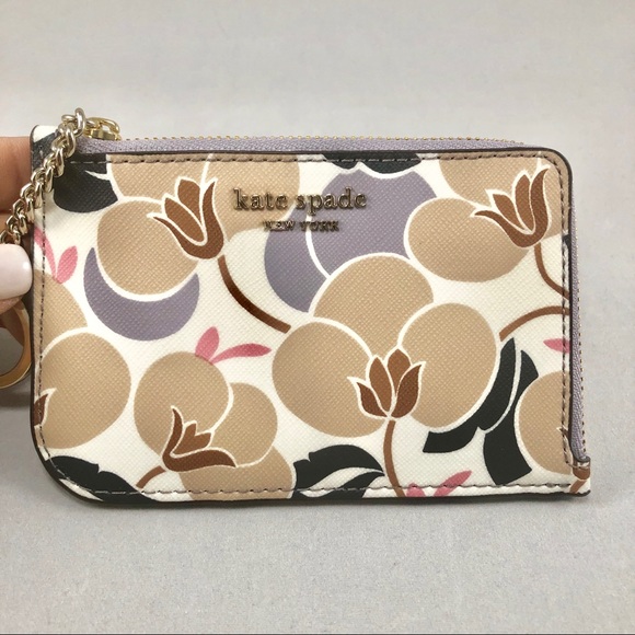 kate spade Handbags - Kate Spade Cameron key chain Wallet